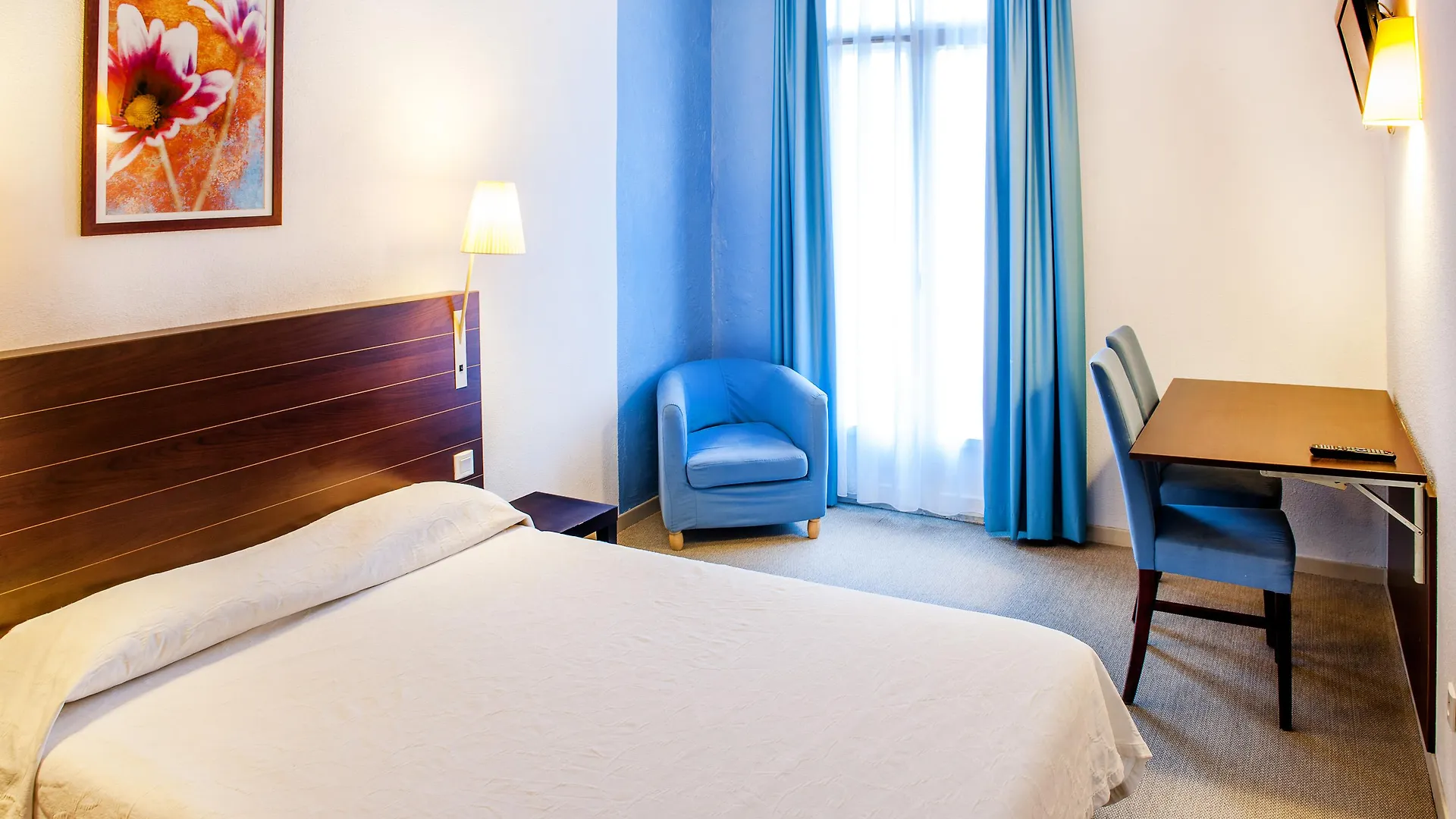 Appart'Hotel Saint Jean Lourdes 2*,