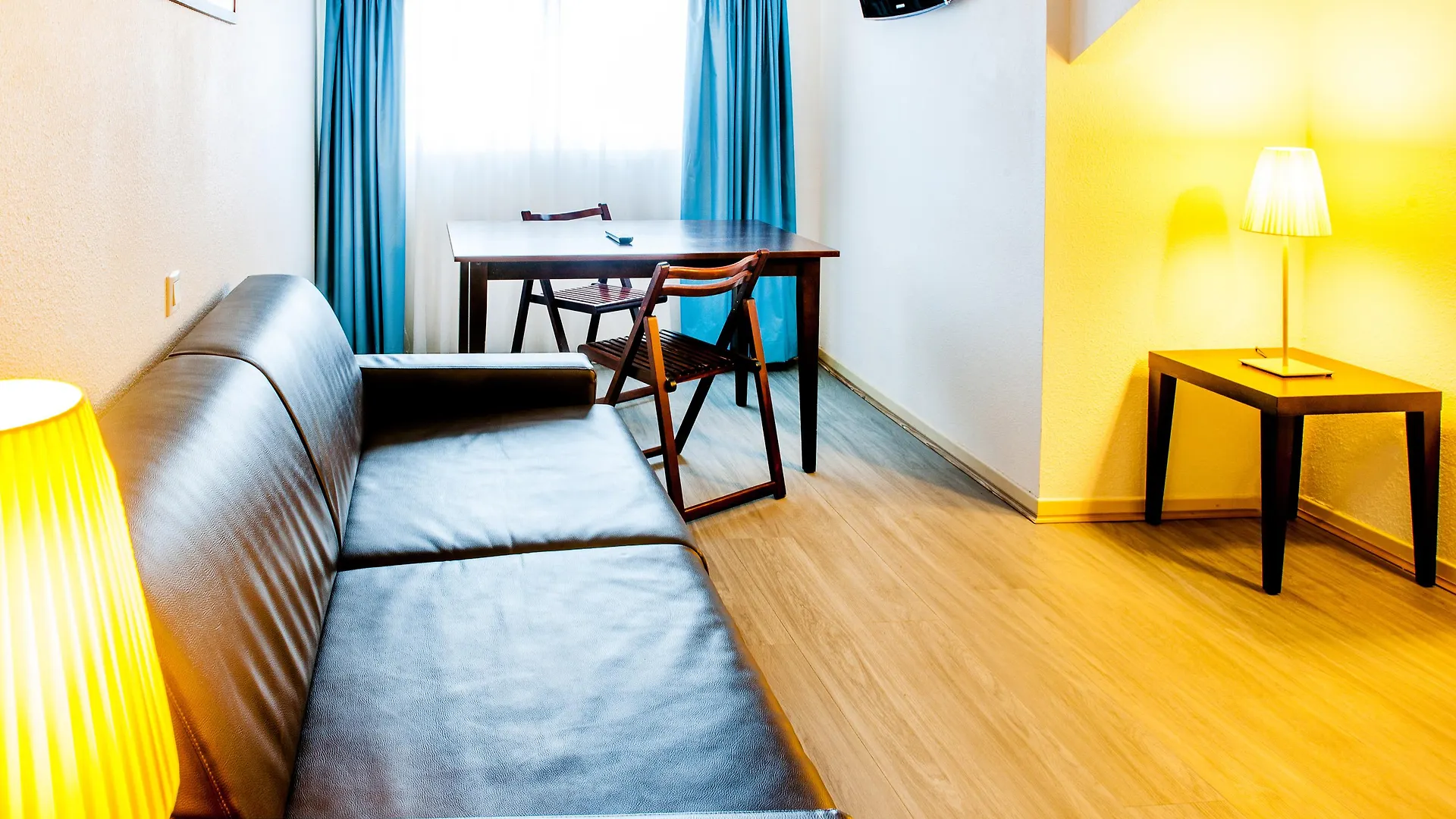 Appart'Hotel Saint Jean Lourdes 2*,  Francia
