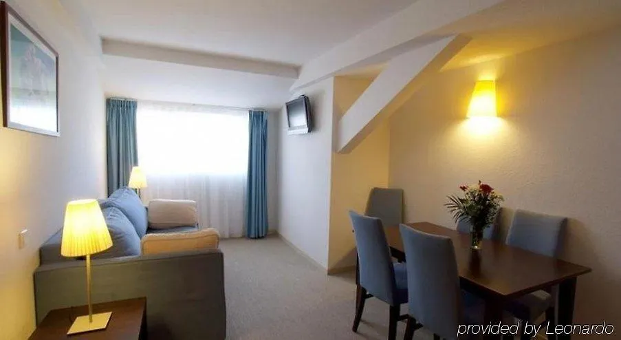 ** Apartahotel Appart'Hotel Saint Jean Lourdes Francia