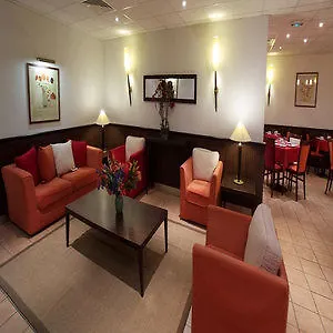 Appart'Hotel Saint Jean Lourdes 2*,